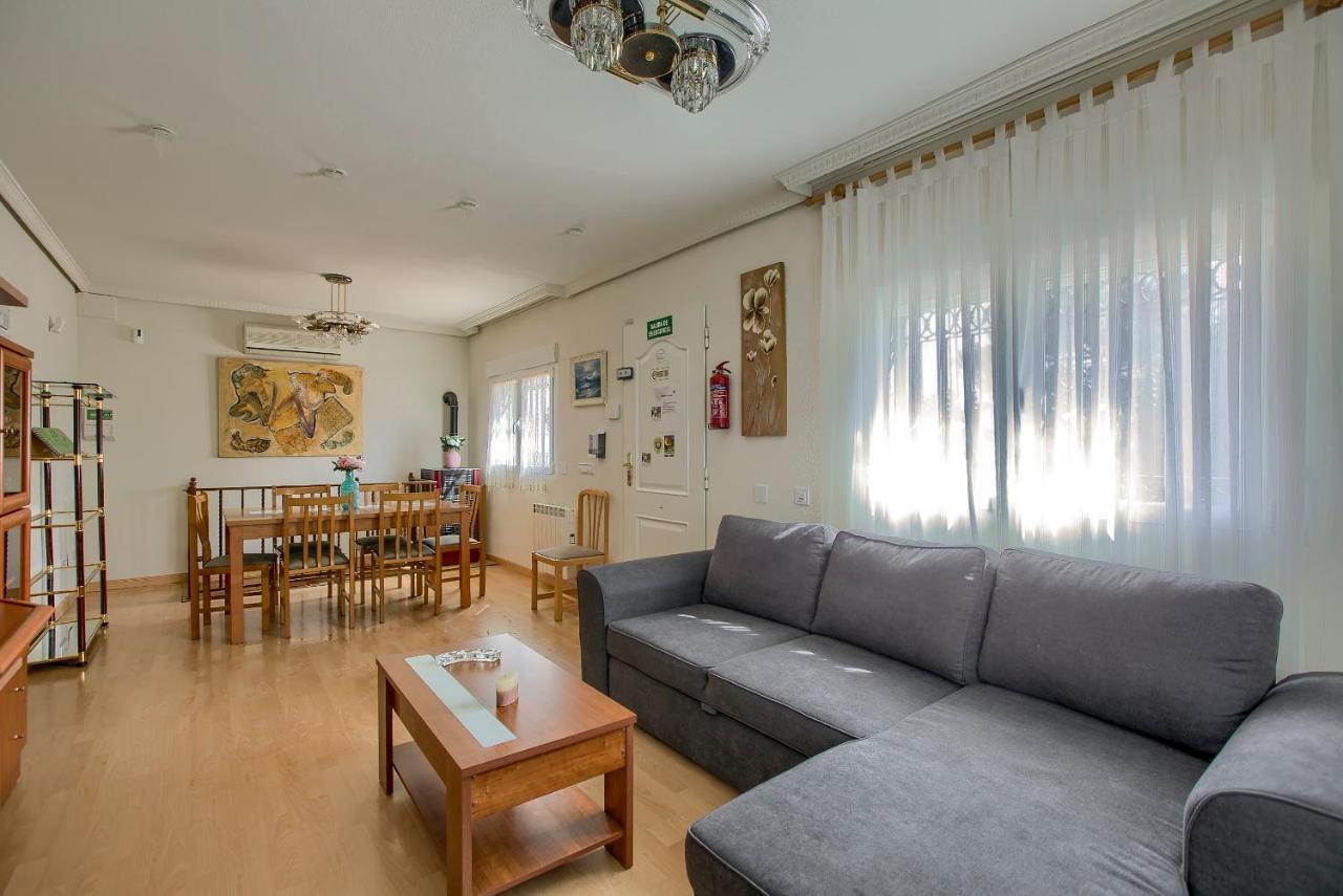Casa Rural Higueras Санта-Мария-де-ла-Аламеда Экстерьер фото